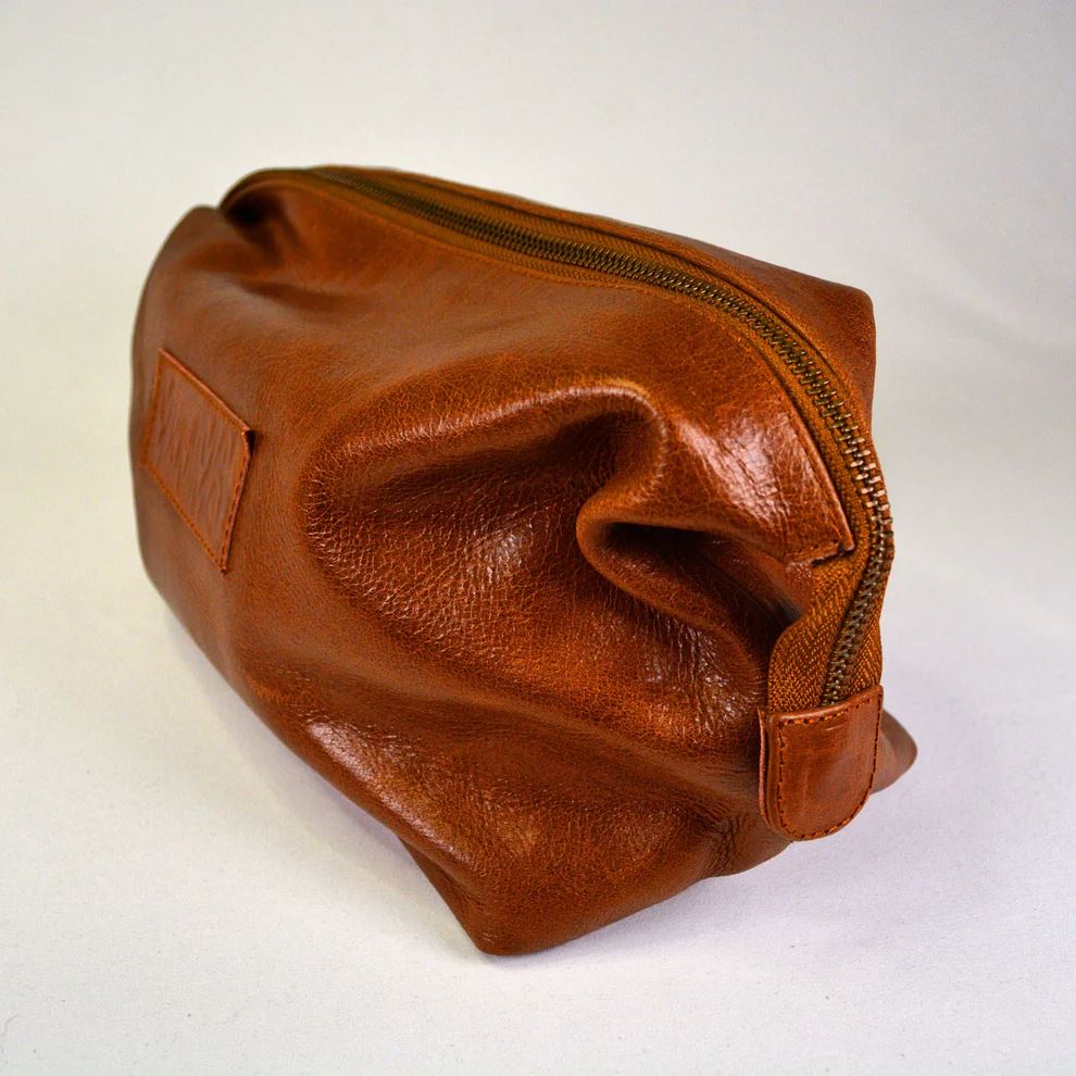 Minimal Manimal Leather Toiletry Bag - Cognac Toiletry Bag Minimal Manimal 
