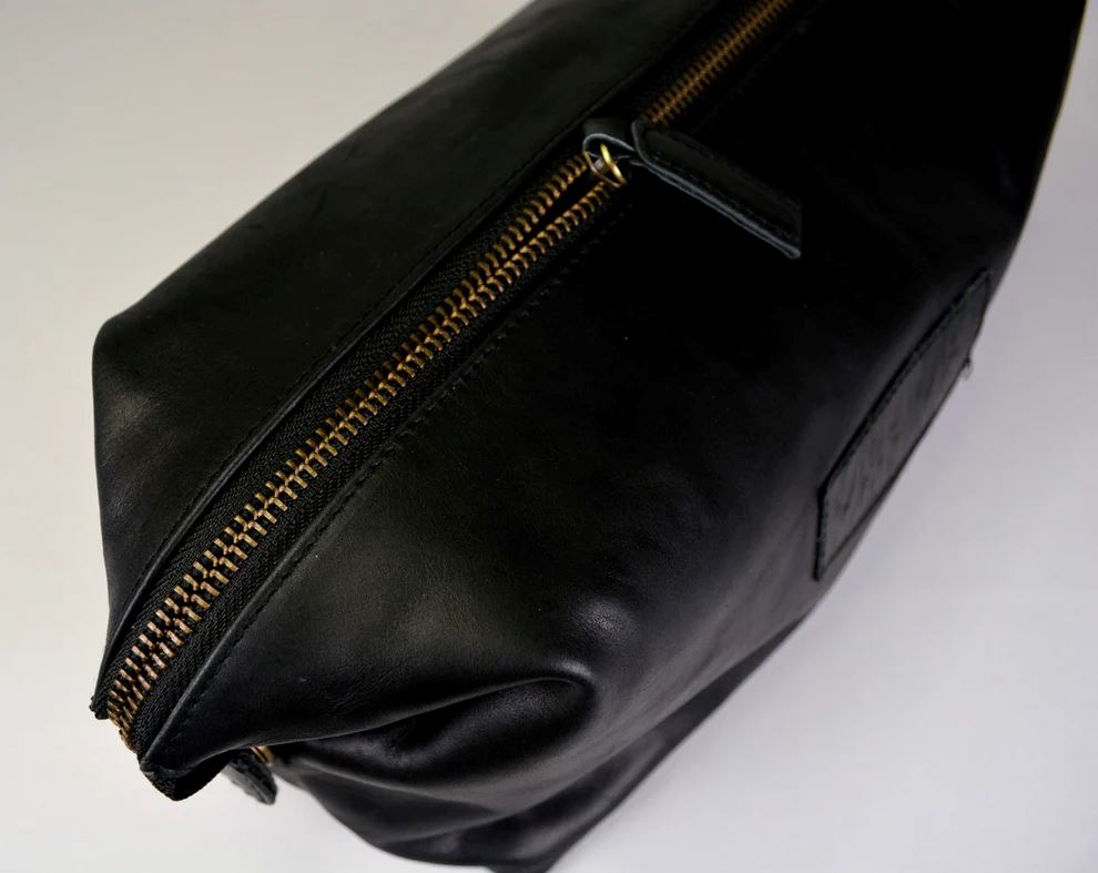 Minimal Manimal Leather Toiletry Bag - Onyx Toiletry Bag Minimal Manimal 